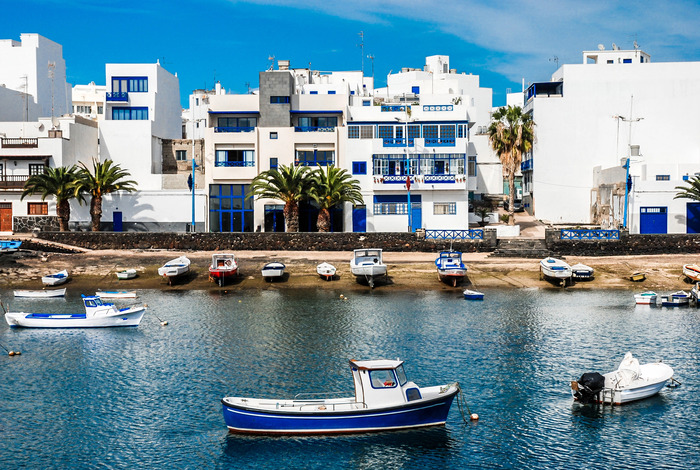 Extranjeros comprando una propiedad en Lanzarote Featured Image